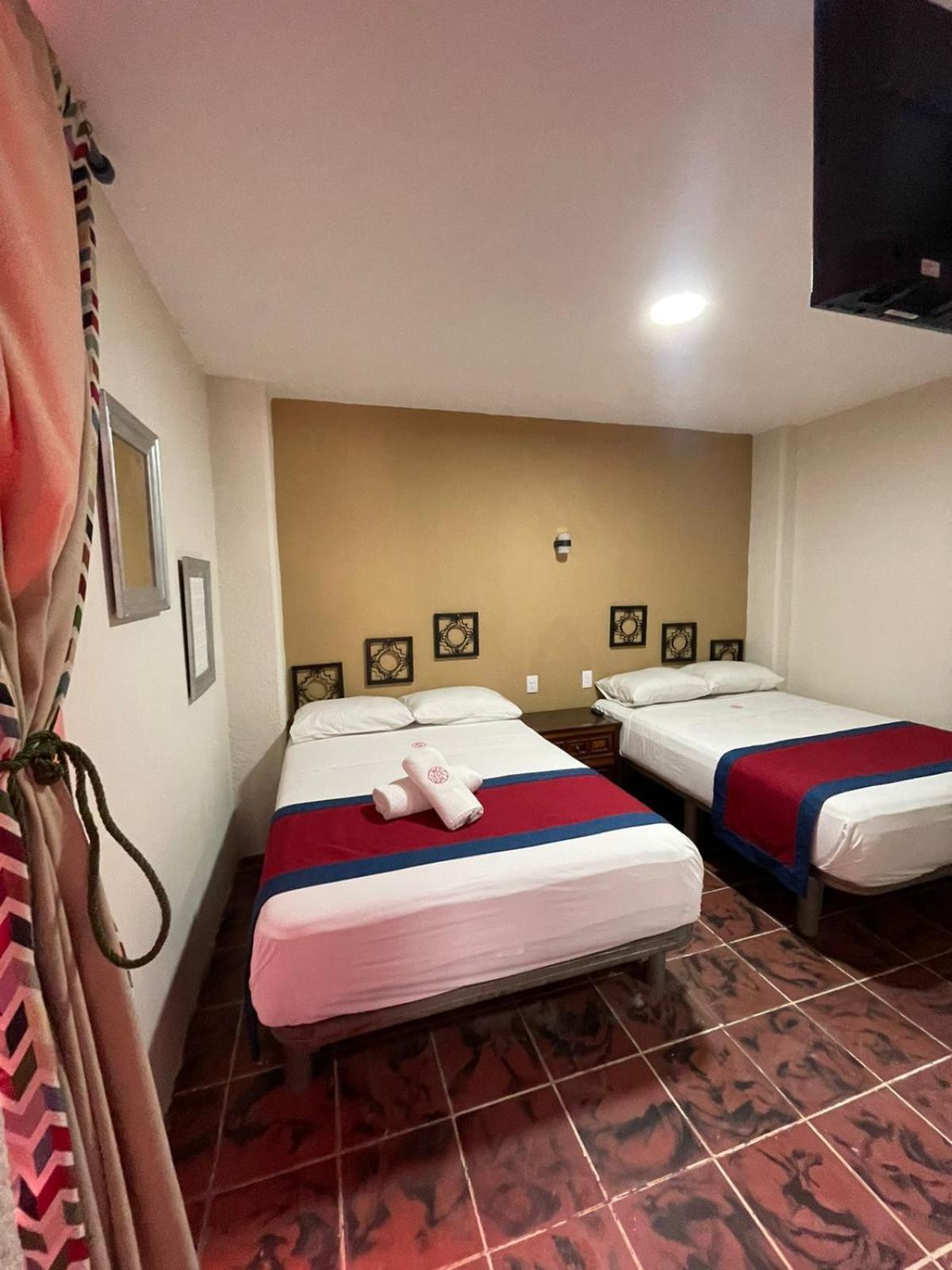 Hotel Flamingos 瓜达拉哈拉 外观 照片